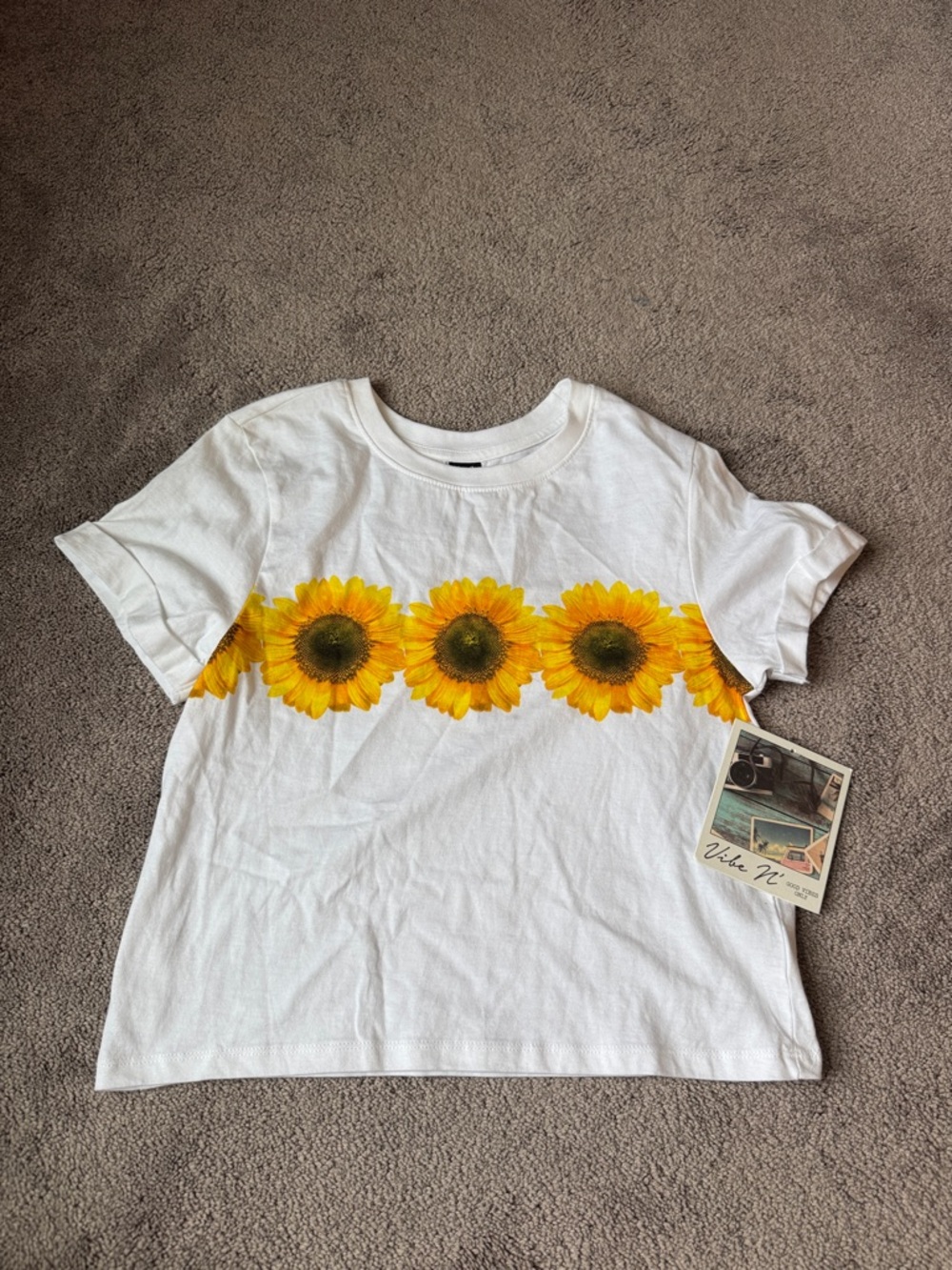 Vibe N’ Sunflower Graphic Tee White Spread Seeds of Happiness SIZE S NWT